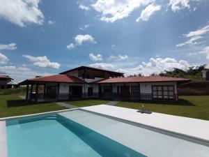 La Ilusion luxury farm-house