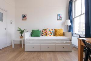 Split-level spacious family apartment