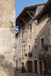 Hotels MiHotel - Grenier a Sel de Perouges : photos des chambres
