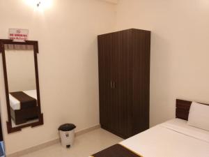Dhanaram AC Rooms Near Panchavati Anjaneya Temple and Auroville