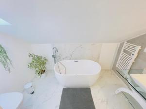 Villas Le Luxury Lodge - 8 Voyageurs - Parking et Wifi : photos des chambres