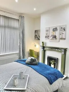 Ideal 3 bed pay-as-you-stay home in Wigan sleeps 6 - Adlington