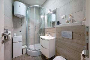 Ana Stylish Suite in old town