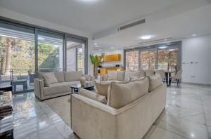 DownTown Villa 2