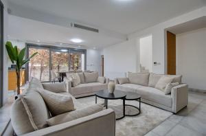 DownTown Villa 2