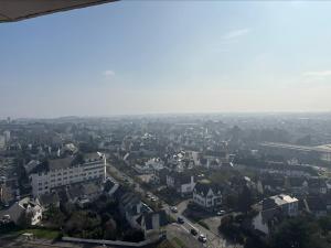 Appartements La-Haut! Studio Plein Sud Terrasse : Appartement