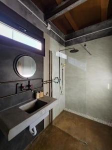 Increible casa con preciosas vistas al jardin y paz inigualable