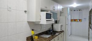 Cabo Frio - Praia do Forte - apartamento quadra da praia