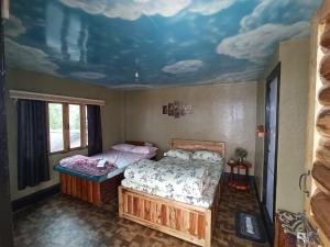 Yasha Homestay Sayachong