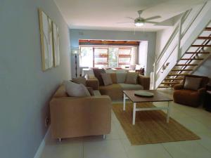 Terrace-On-Sea- 2 Min from the beach, 2 bedroom town house, Sleeps 4