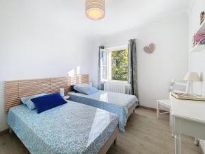 Appartements Maison sommet village avec jardin jacuzzi vue : photos des chambres
