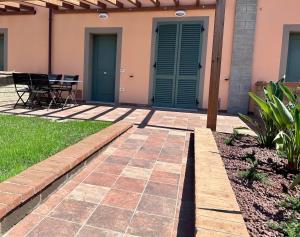 Baratti Garden House