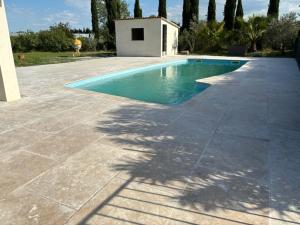 Maisons de vacances Location de vacances en campagne avec acces piscine : Maison 2 Chambres