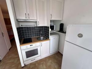 Studio Cabine Climatisé 4 Pers - Port Camargue avec Parking - FR-1-731-130