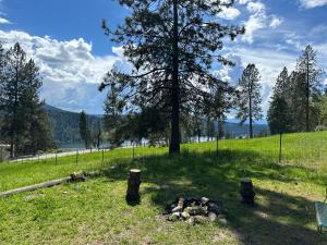 Cabin Getaway with Lake View!