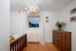 Holyrood Hideaway-City Centre 2-Bed