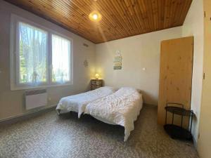 Villas Maison 4 pieces - 6 couchages - Saint Georges d-Oleron SGO000-028 : photos des chambres