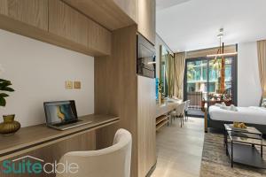 Chic Studio with Pool Access in The Autograph