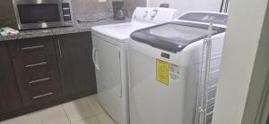 Departamento excelente ubicación con parqueo