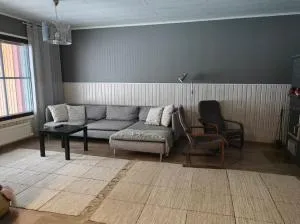 Levi petsukkarinne 2makuuhuonetta - Köngäs