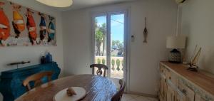 Frejus Plage a 50m des plages, 1er etage de villa