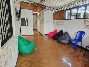 El Cacique Villeta Hostal