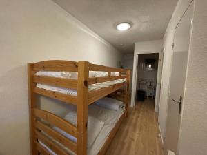 Charmant T2 à Barcelonnette avec balcon et parking - FR-1-804-43