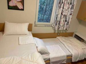 Albania Dream Holidays Accommodation H