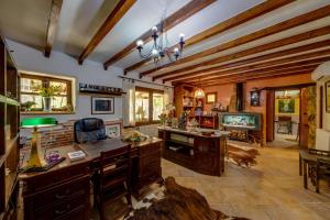 YourHouse Es Pou de Son Vent