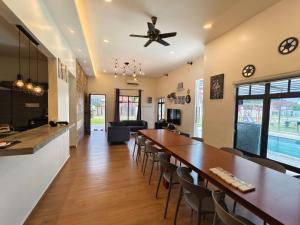 The Moments villa lot 925 Afamosa resort covered pool pickle ball n projector