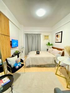 Thelmas Trend Staycation 1