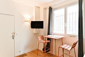 Studio avec Mezzanine Boulevard Voltaire-V