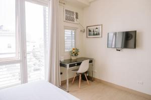 Stunning Cityscape Hideout