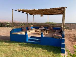 Family villa with swimming pool and a wonderful mountain view Family Only