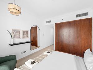 Luxury 2BDR In Downtown 8 BLVD Walk