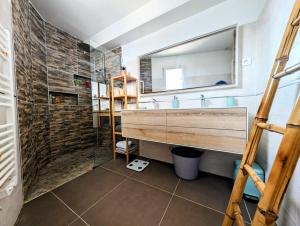 Maisons de vacances Villa plein Sud, clim et piscine, 6 a 8 personnes : photos des chambres