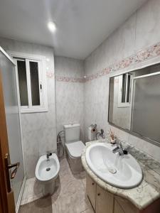 Comfortable and well-located room - shared common areas