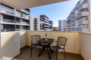 Bruno one bedroom apartment with parking