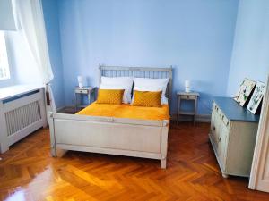 Kings City - Central Apartment