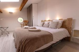 Maisons de vacances Maisonnette dans les Alpilles CLASSEE 3 ETOILES TOURISME : photos des chambres