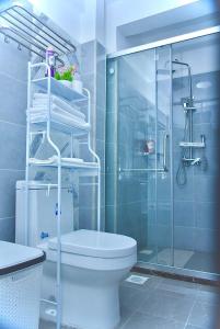 Elegant studio in lavington with private gym and a balcony