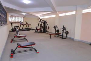 Elegant studio in lavington with private gym and a balcony
