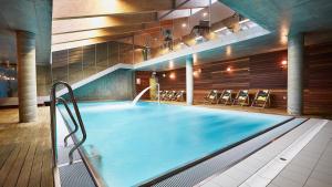 LABA Kołobrzeg Royal Tulip Sand apartament prywatny, Basen w CENIE, Schwimmbad im PREIS