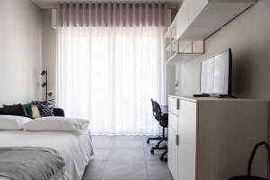 Youhosty - 3 Bedroom Apartment Citta Studi