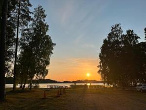 Klämmingsbergsbadets - STUGA ABBORREN