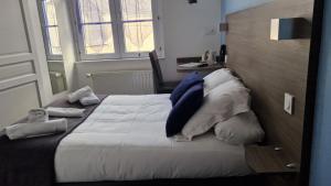 Hotels Hotel Logis Au Moyne de Saire : photos des chambres