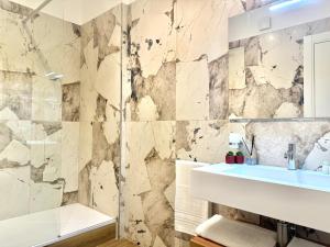 Saint Peter Rome - Luxury Apartments with 24H Guarded Parking