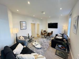 Stylish Central Flat Steps From Oxford Street!