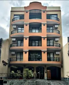 萨尔塔阿尔托帕克酒店 - 卡布拉科拉尔