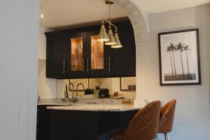 Luxury Georgian Townhouse In The Heart of Bath